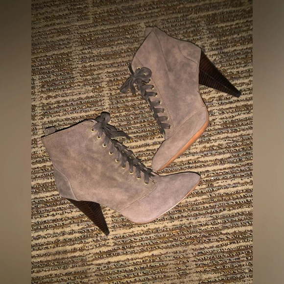 Y2k indie Sleeze Betsey Johnson booties green lace up designer vintage $300 - Picture 1 of 6